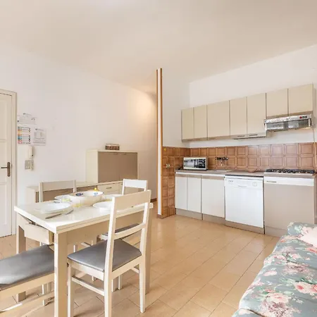 Living In Baia - * Gallipoli